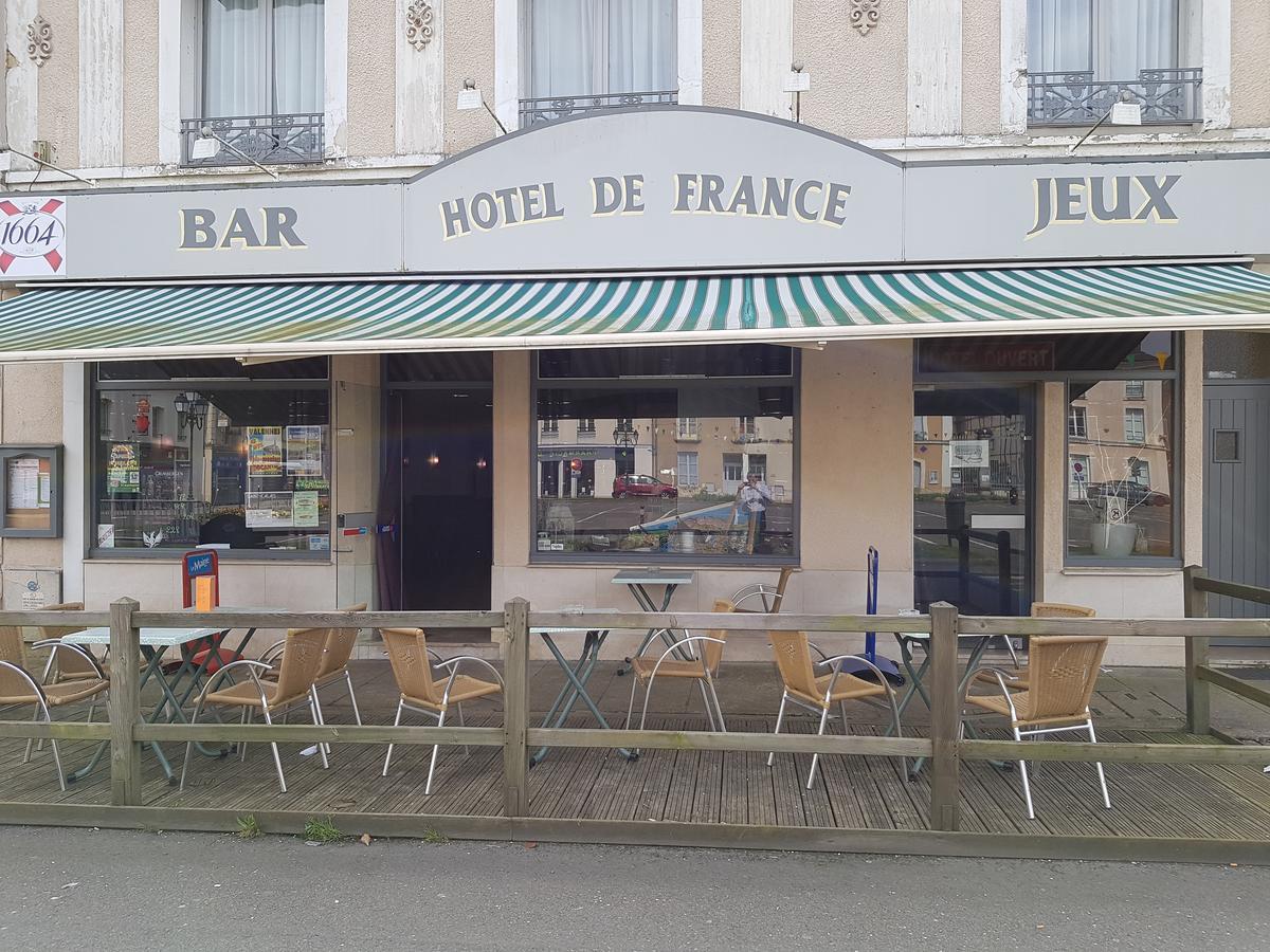 Hotel De France Saint-Calais 외부 사진